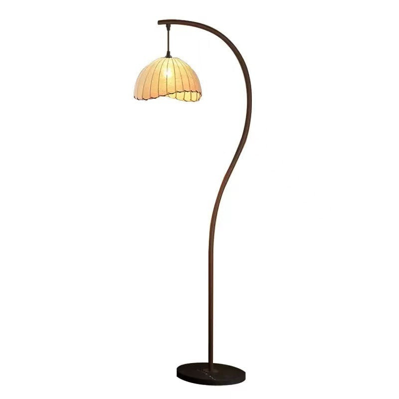 Internet-famous And Vintage S-shaped Crescent Floor Lamp Silent Wind